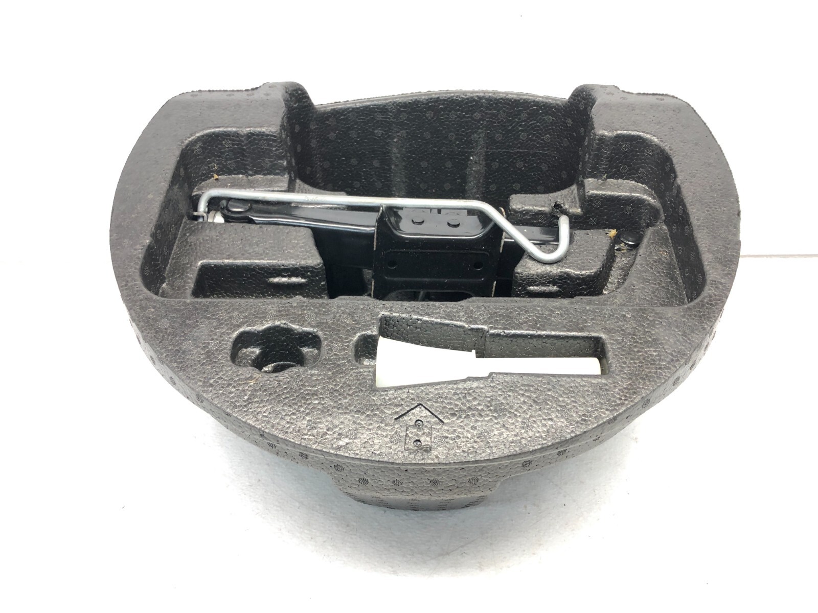 2014-2019 MASERATI QUATTROPORTE SPARE TIRE JACK LIFT TOOL SET W/FOAM STORAGE OEM
