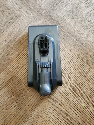 GENUINE Dyson V11 & V15 /SV16 Outsize+Click-in Battery 25.2V/ 3600mAh / 91Wh