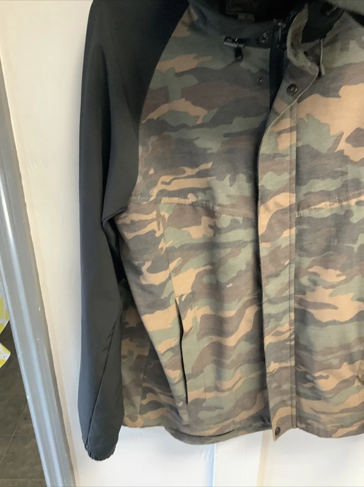 Chaqueta con Capucha O'Neill Para Hombre Verde Camuflada Viajero Dawn Patrol 2 Cremallera - Pequeña Foto 3 de 4