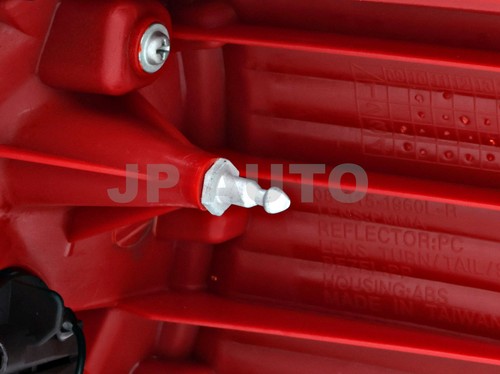 For 2007-2012 Nissan Versa Hatchback Tail Light Driver Side - Picture 10 of 10