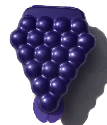 TUPPERWARE Forget Me Not Keeper Storage Container Fruit Purple Grape #4942A-2