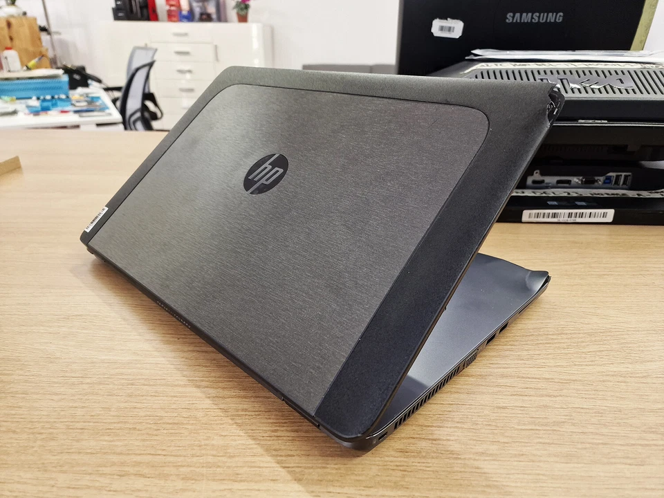 N84_PC NOTEBOOK PORTATILE HP ZBOOK G2 17 15.6" i5-5300U RAM 8GB SSD 256GB _24H!! - Immagine 2 di 3