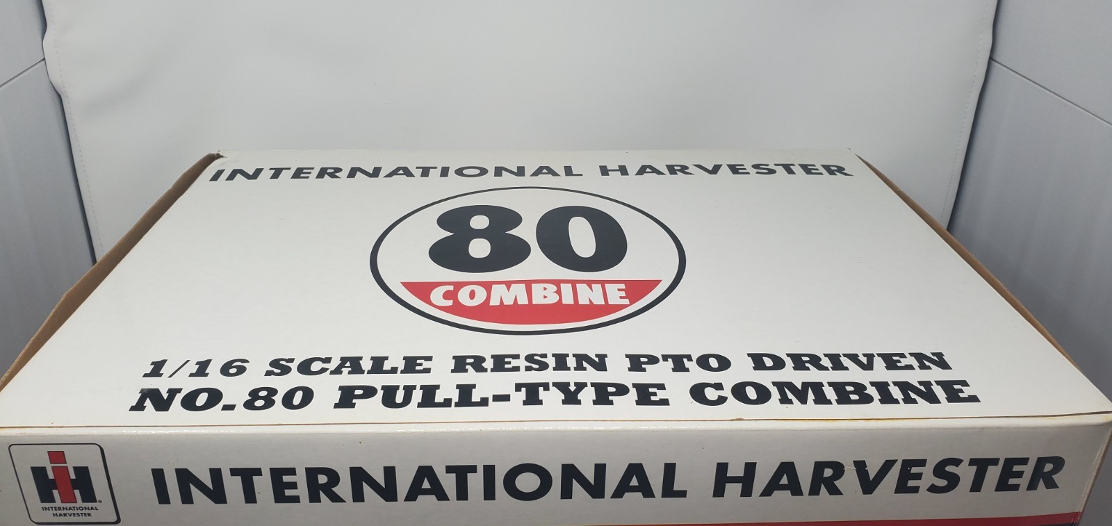 International Harvester McCormick 80 Combine