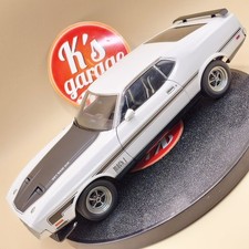 SCRATCH AUTOart 1/18 Ford Mustang MACH I Fastback 1971 White Millennium 72824