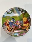 Disney Park Lane Winnie The Pooh Spring Time Decorative 8 Inch Collectors Plate — photo 1