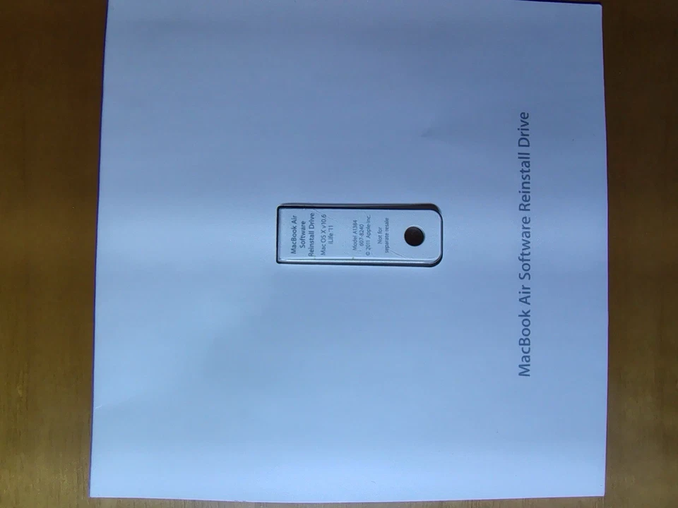 Apple MacBook Air 11” Intel Core Duo 1,4 GHz - Immagine 4 di 4