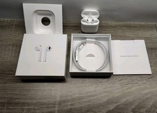Apple AirPods 1st Generation In-Ear Headsets with Charging Case   White   Tested