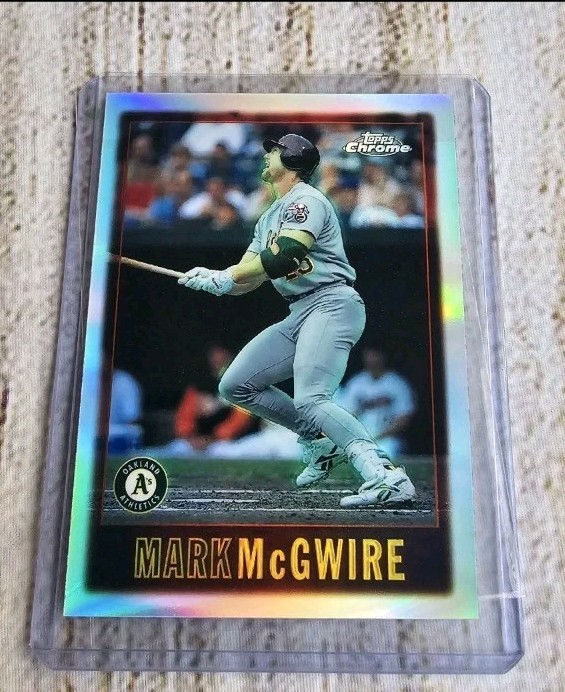 1997 Topps Chrome Mark McGwire 21 Refractor