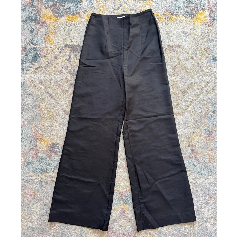 HAI Silk Textured Blouse & Pant SET Foto 3 de 4