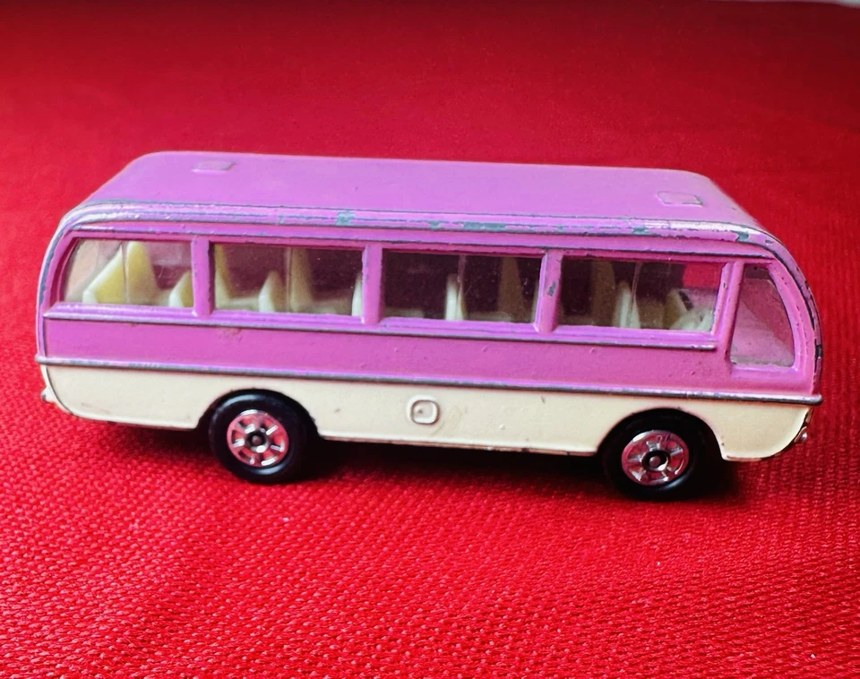 Autobús ligero Tomica Mazda 1974 vintage rosa blanco roto fundido a presión 1:88 Japón Foto 3 de 4