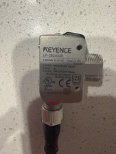 Capteur laser KEYENCE LR-ZB240CB avec câble