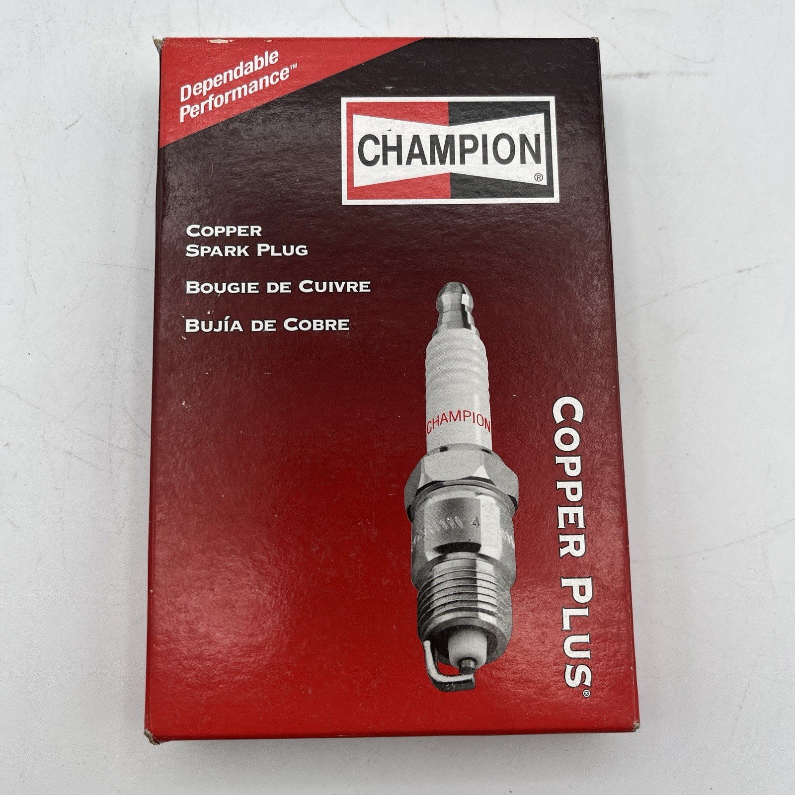 BRAND NEW Set of 6 Champion Copper Plus Copper Spark Plugs - 11 RF18YC