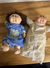 2 vintage cabbage patch doll 1978 Blue Eyes Brown Eyes