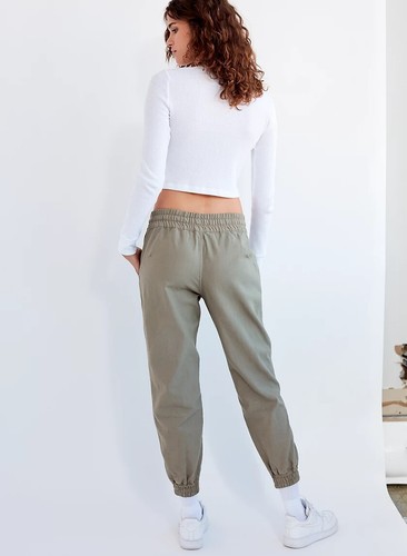 Pantalones de chándal Aritzia TNA Alix verde marrón camuflaje algodón lona, talla XS - Imagen 14 de 14