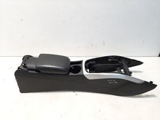 AUDI A5 Sportback 8TA 2.0 Tdi Armlehne 8K0864981D 8K0862533 105kw 2010