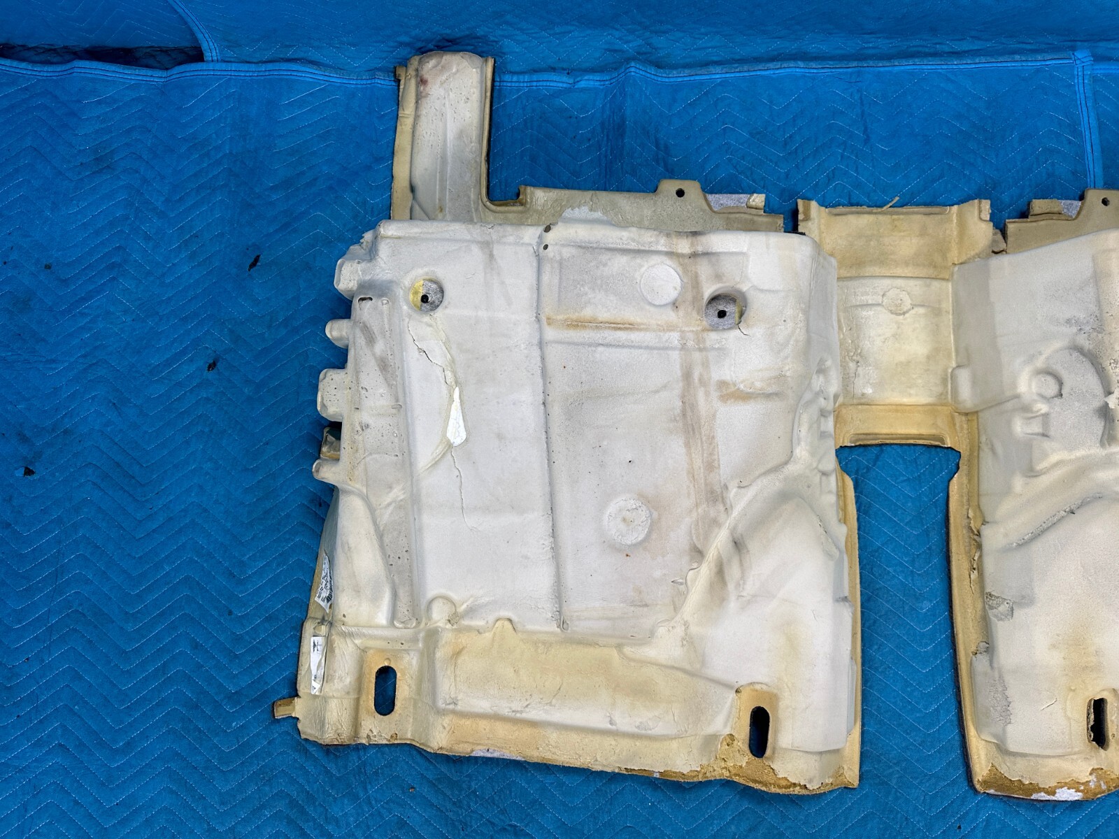 Bentley Continental Flying Spur Rear Floor Carpet Burnt 29k 2006-2012 OEM