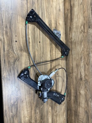 BMW Z4 Right Passenger Front Window Regulator With Motor 8543544S  