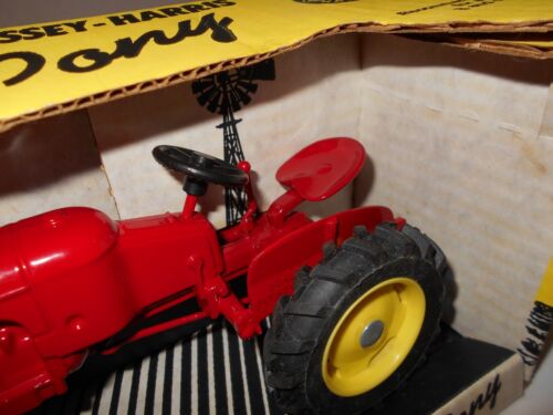 Vintage 1989 Scale Models 1:16 Scale Massey Harris Pony Tractor, #FT-0802, NIB - Picture 12 of 14