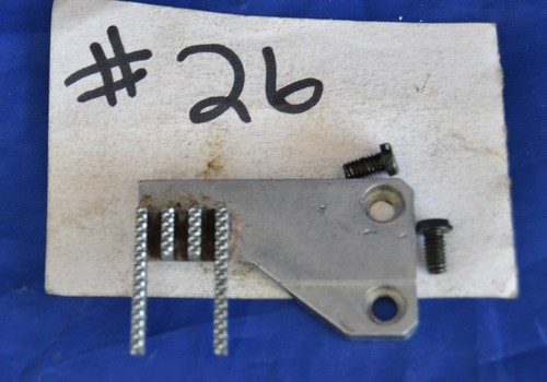 MÁQUINA DE COSER NECCHI 535FA PIEZAS USADAS ORIGINALES EN BUEN ESTADO - Imagen 2 de 15