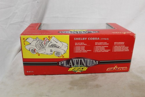 Majorette Platinum Shelby Cobra (1964) #4411 - Picture 2 of 6