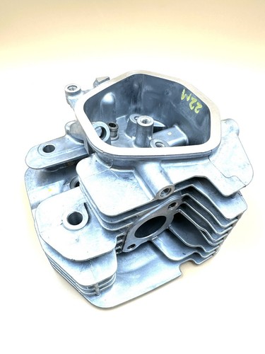 GENUINE OEM HONDA 12210-Z5T-416 CYLINDER HEAD GX340 GX390 - Picture 5 of 10