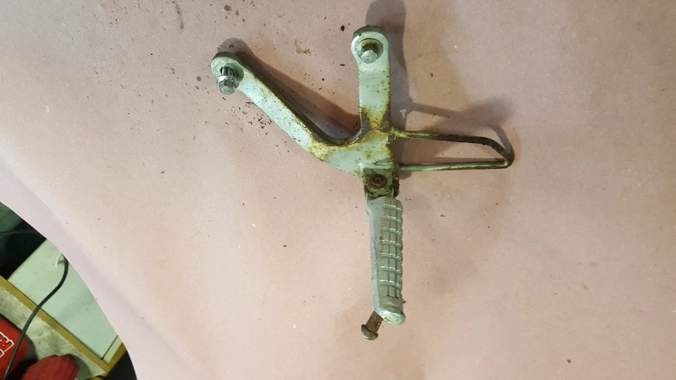 YAMAHA YSR50/80 футов PEG-LEFT PEG-FOOT REST (bin104) * - Изображение 3 из 3