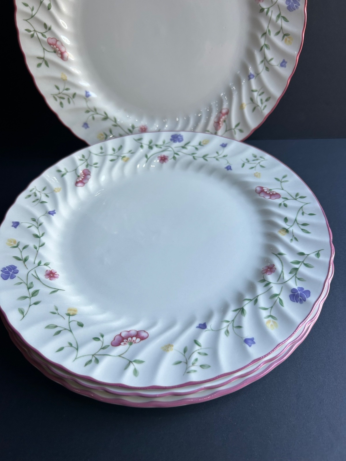 Johnson Brothers Summer Chintz Set Of 4 Dinner Plates 10 1/2 Inches