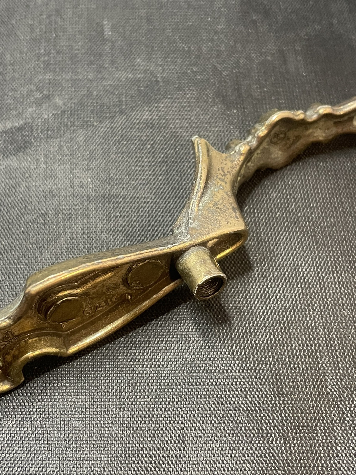 Amerock 179 Faux Keyhole Thumb Pull Handle Cabinet Door Dark Brass 3" Centers