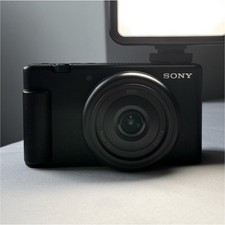  Bundle Ulanzi F12 Mini Flash  VIJIM VL81 Bi-Color LED Video Light   New