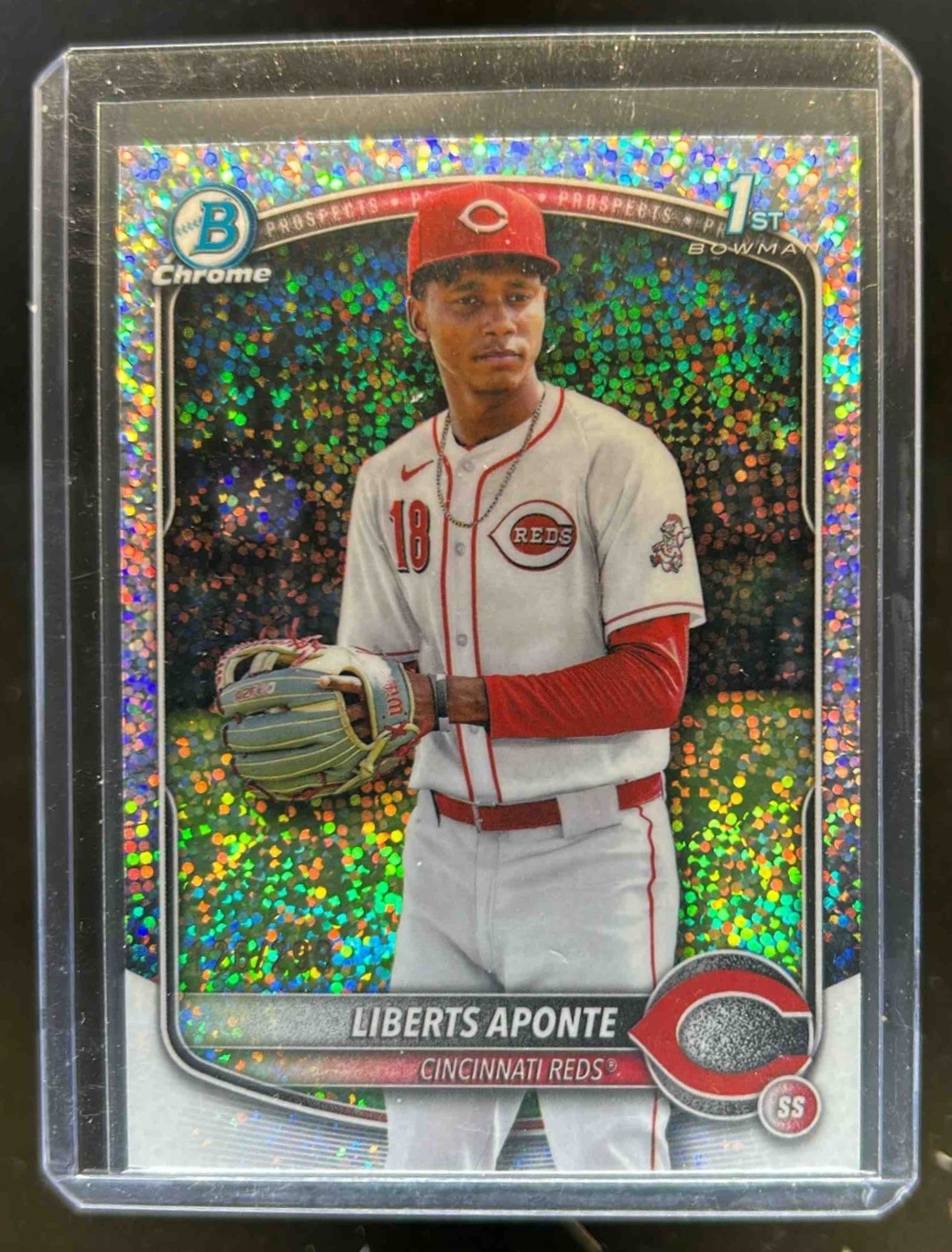 2025 Bowman Chrome Liberts Aponte Speckle Refractor 1st Prospect #/299 Reds