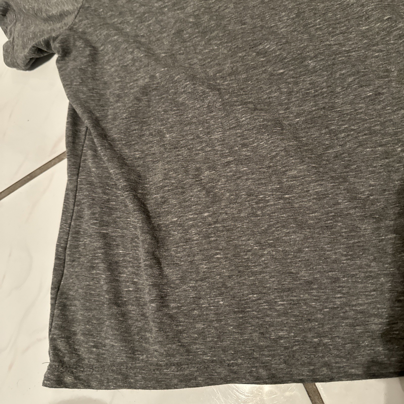 PERFECT WHITE TEE $75 Solid Heather Gray Casual V… - image 11