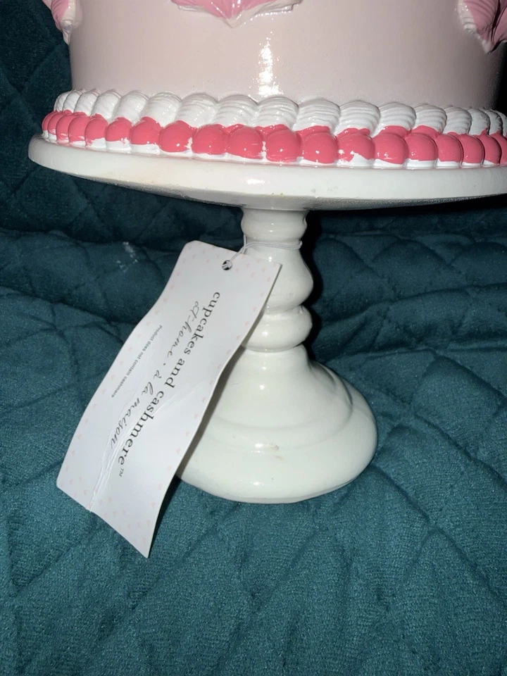 NUEVO CON ETIQUETAS Cupcakes y Cachemira San Valentín Resina Rosa Pastel Coqueta Arco Pedestal Pastel Foto 3 de 4