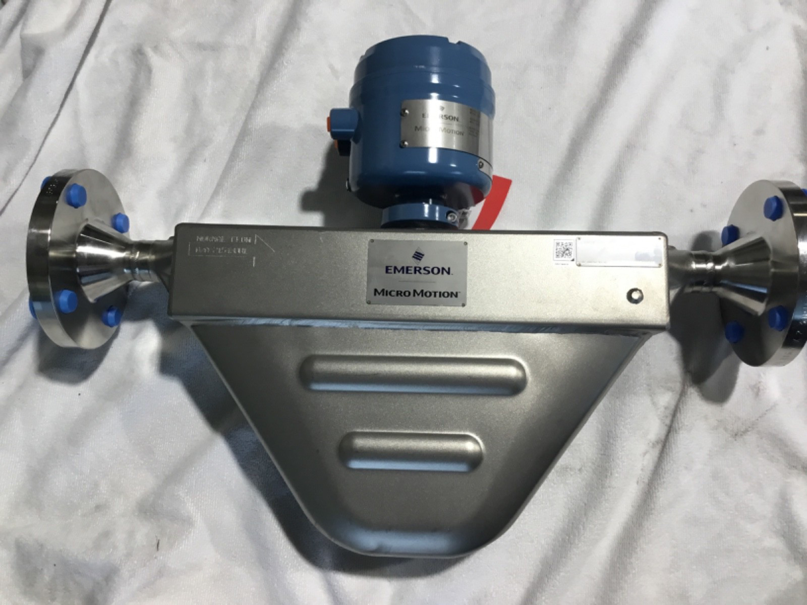 Emerson Micro Motion R100S2NZA2EYZZ Mass Flow Sensor 1 X 2’ W/1600I NEW7