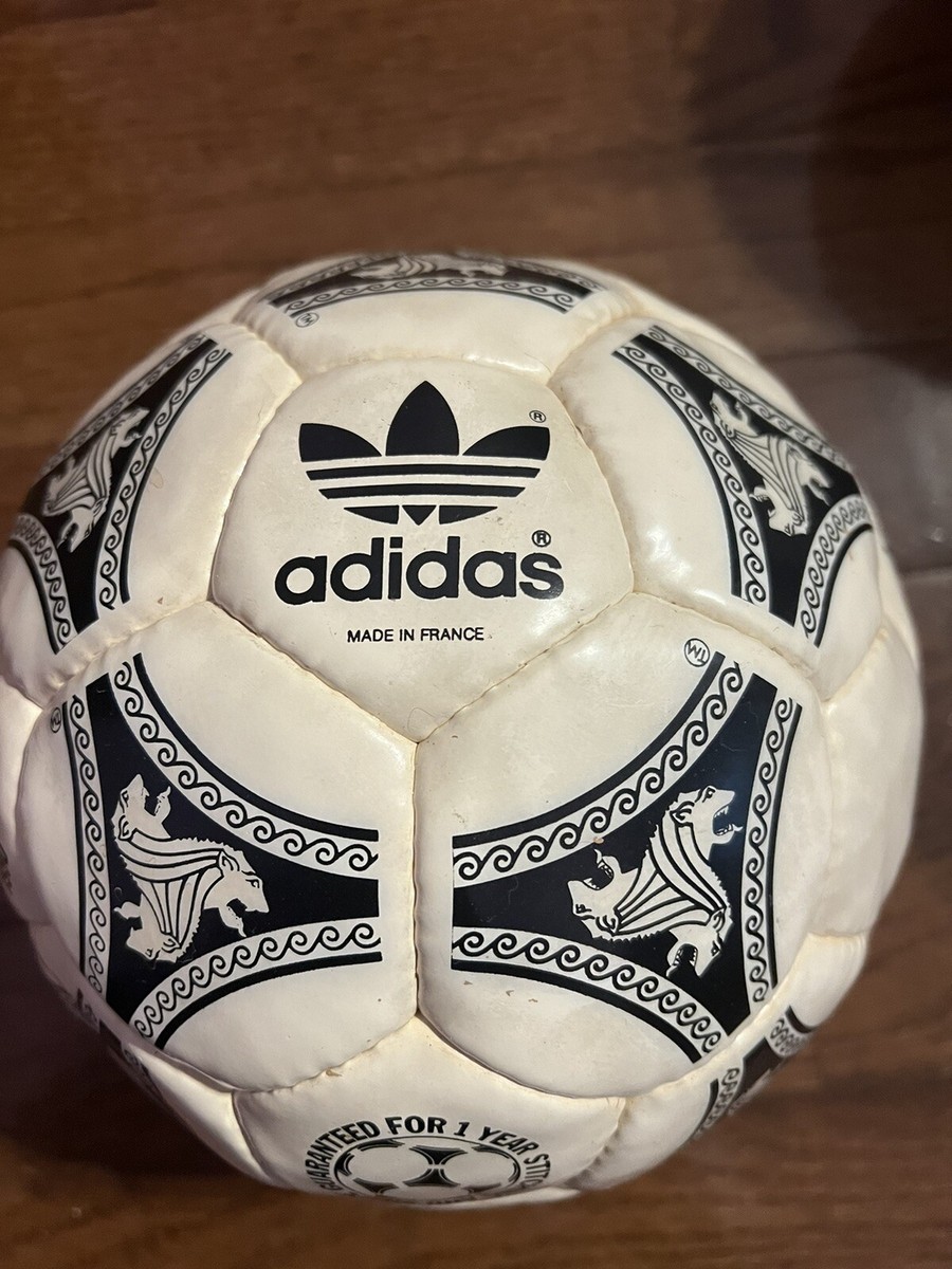 adidas ETRUSCO UNICO Mini サッカーボール　1990 Adidas Etrusco Unico 1990 Ball #5 World Cup Made In France