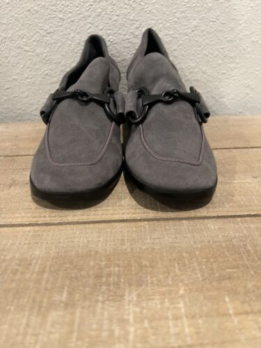 Vaneli Gray Suede Loafers Black Horse Bit Square Toe Block Heel Size 7 Shoes - Picture 3 of 12