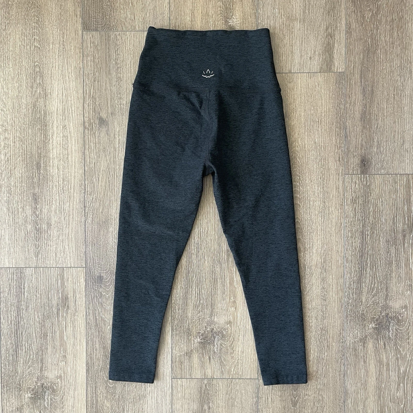 beyond-yoga spacedye walk talk high waisted capri leggings