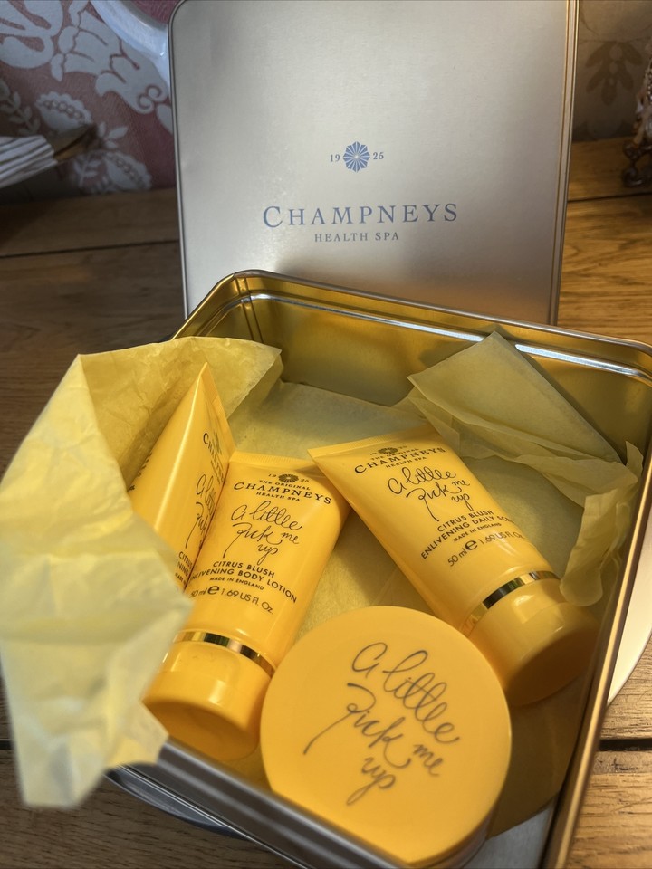 CHAMPNEYS CITRUS BLUSH TRAVEL GIFT 4 X 50ML BODY BUTTER LOTION SCRUB