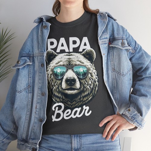 Papa Bear Wearing Sunglasses Dad T-shirt - Cool Father's Day Novelty Graphic Tee - 第 27/39 張圖片