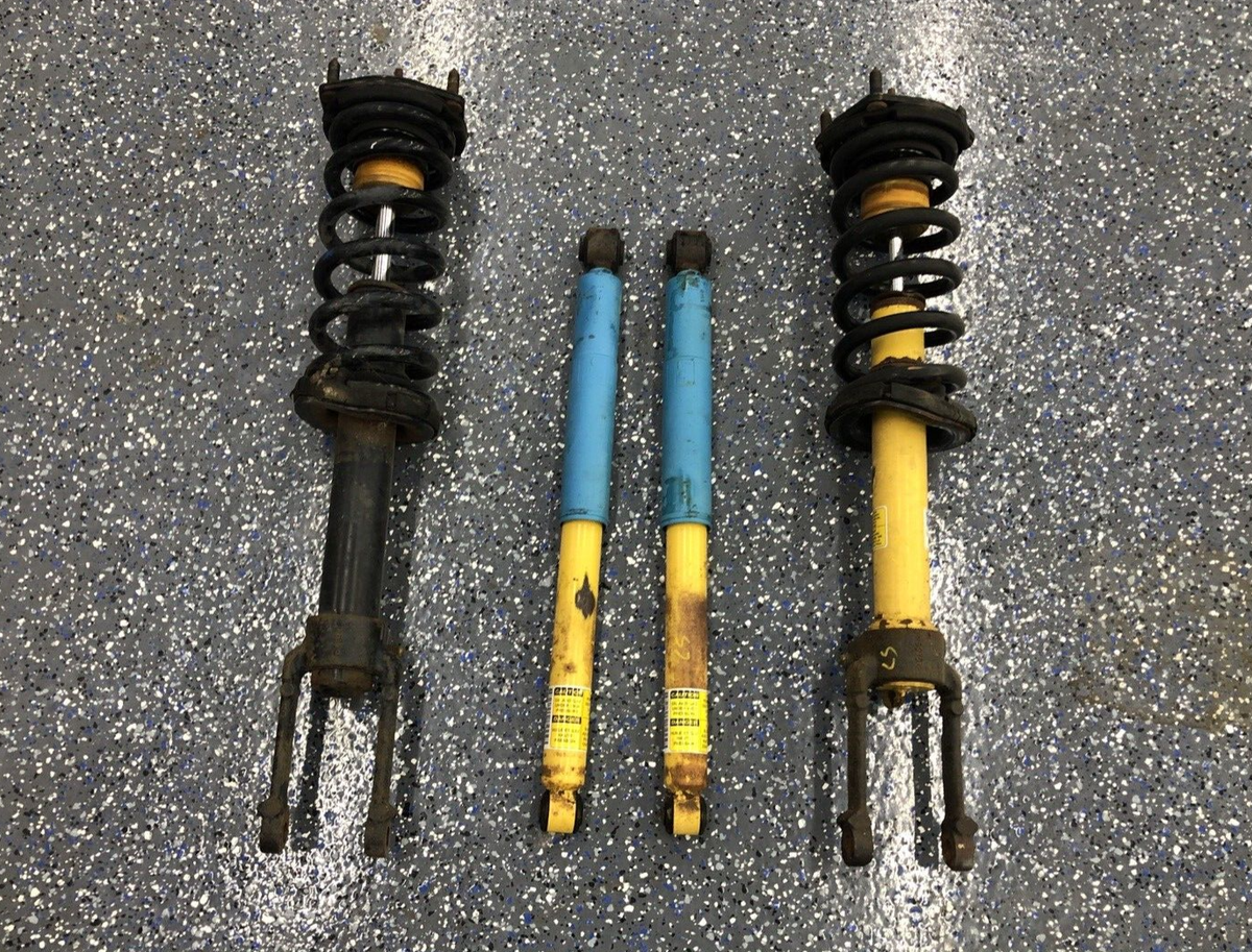 ジャンヌ。　ワーク　VS 8J×2本 05-10 Jeep Grand Cherokee SRT 8 OEM Front Rear Struts