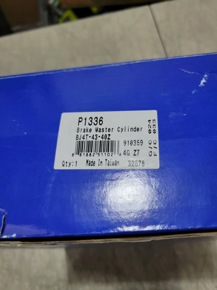 BRAKE MASTER CYLINDER P1336 FOR MAZDA PROTEGE AND PROTEGE 5 Foto 4 de 4