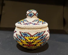 Large Fine Paiute Beaded Lidded Basket Nevada  Native American Beadwork Basketry