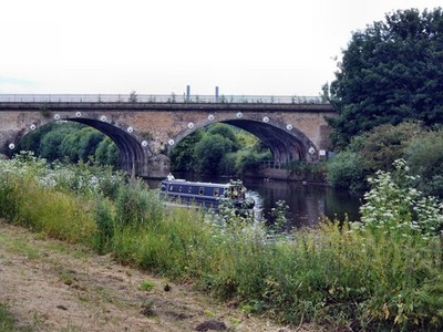 Photo A3 Passing under the three bridges at Fairburn A pleasure boat hea c2013