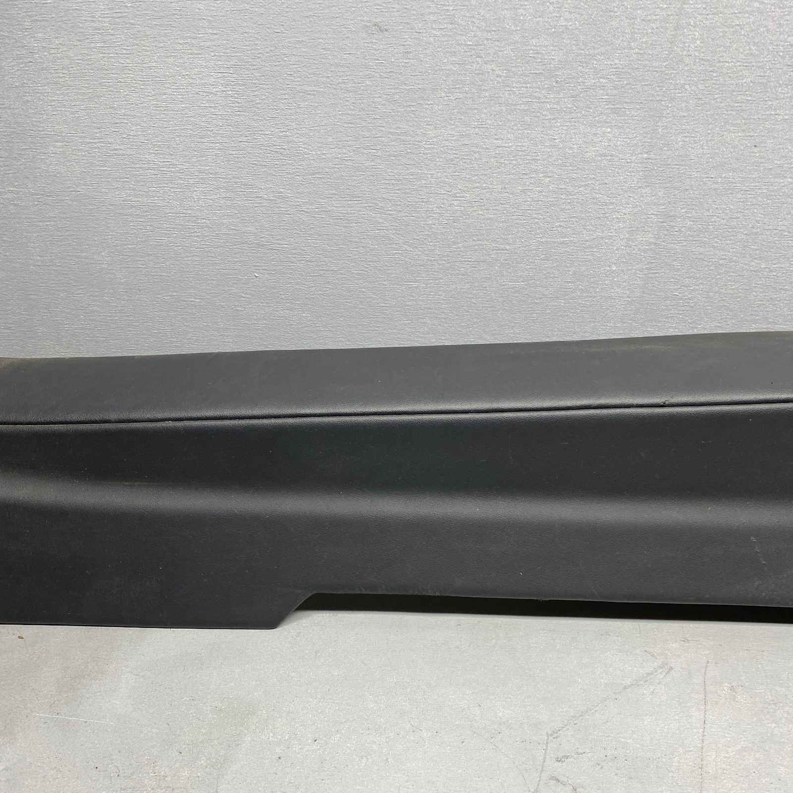 2022 Lamborghini Huracan Right Sill Trim Panel 4T1854904J
