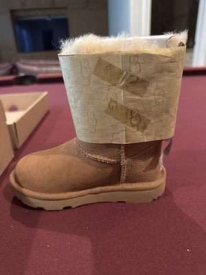 UGG, Bailey Bow II, Girl's/Kids Boots, Chestnut, S/N 1017394T, Size US 10