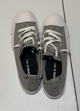 CONVERSE CHUCK TALYOR ALL-STAR LOWTOP CANVAS SNEAKERS GREY AND WHITE