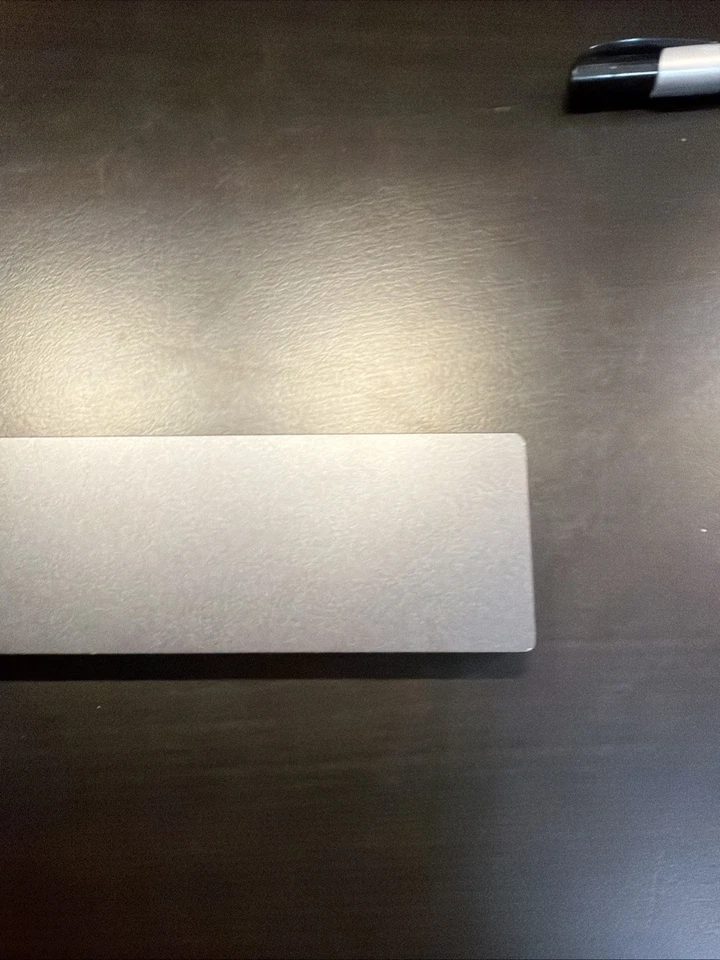 Estación de acoplamiento Thunderbolt 3 HP EliteBook ZBook Foto 3 de 4