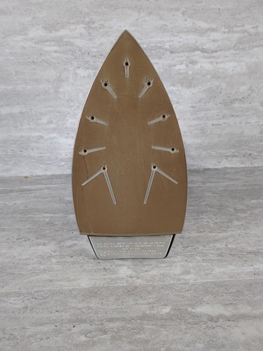General Electric Steam Iron With Black Bakelite Handle VINTAGE, Not Tested - Picture 6 of 9