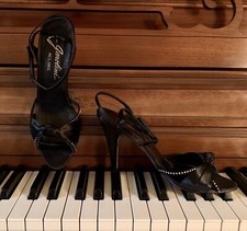 Black Evening Shoes Size 8.5 Vintage Made in Italy Satin Rhinestone Classic