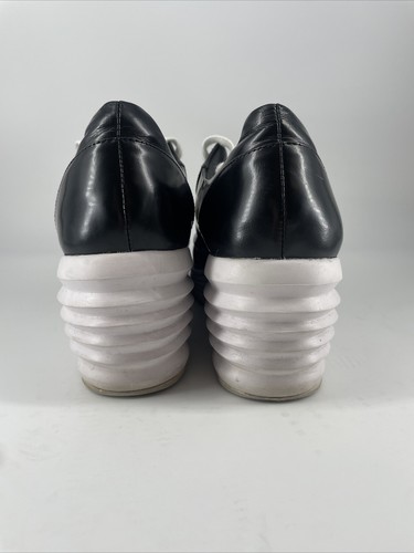Jeffrey Campbell Platforms Women Size 7.5 Lace Up Wedge Sneakers Black White - Picture 7 of 7