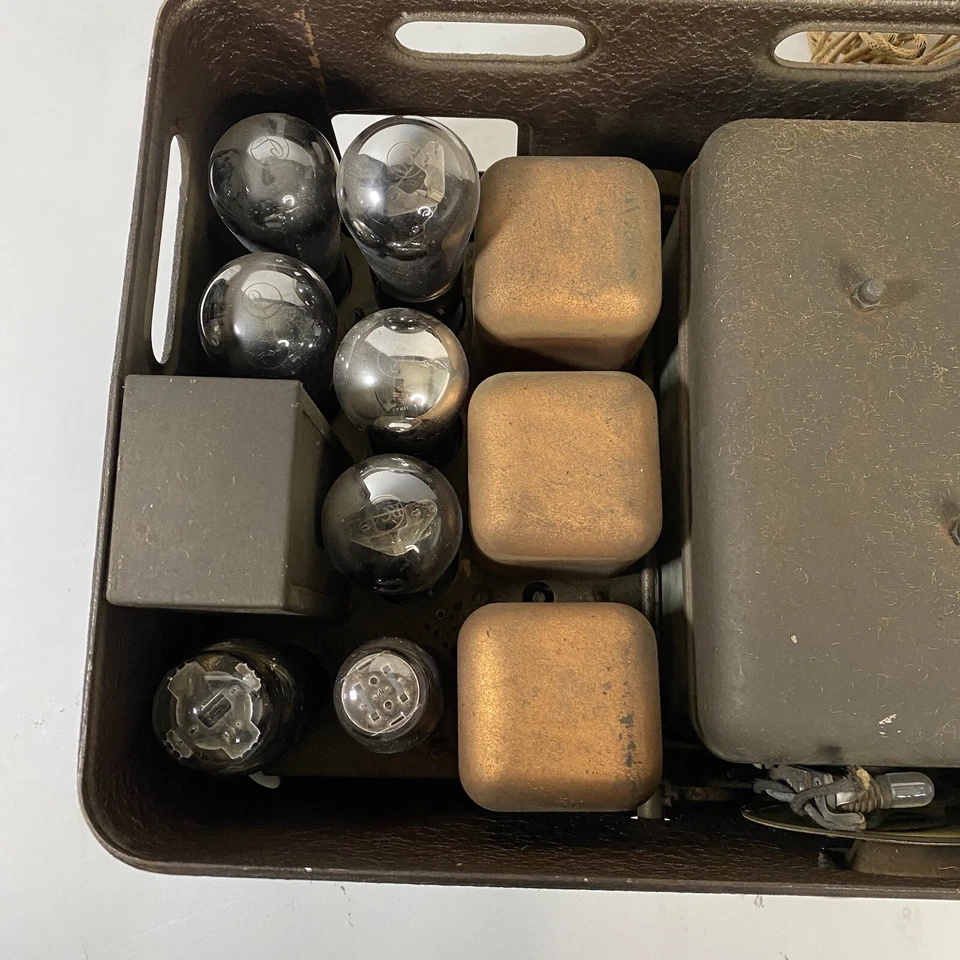 Radio de mesa vintage de 1920 CROSLEY Showbox 706-60, 8 tubos - piezas / puesta en escena Foto 3 de 4